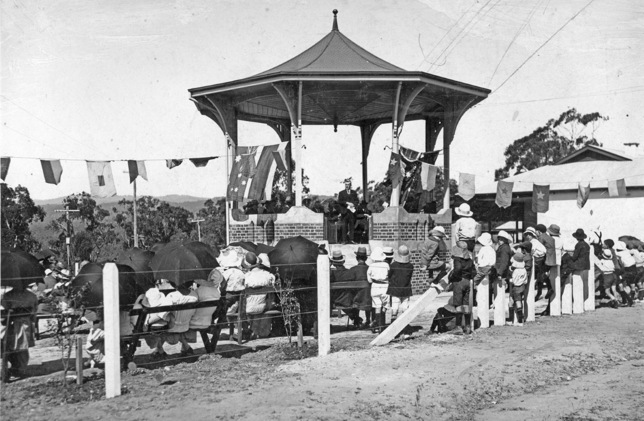 Farewell 1914